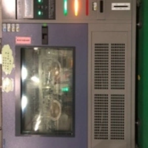 プログラム制御の恒温恒湿器